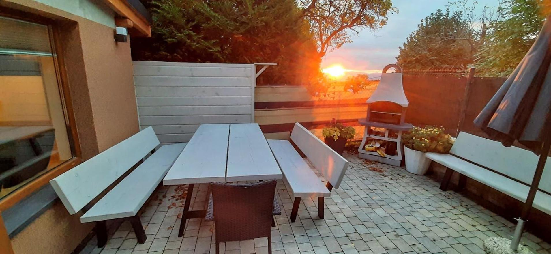 Apartament Pod Bukowym Lasem Meszna 외부 사진